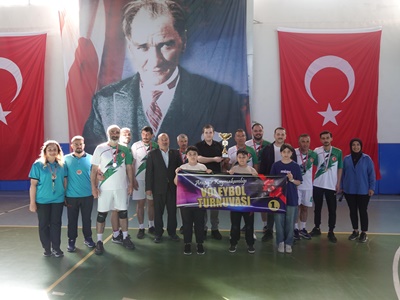 KAYMAKAMLIK VOLEYBOL TURNUVASININ KAZANAN TAKIMI BELLİ OLDU