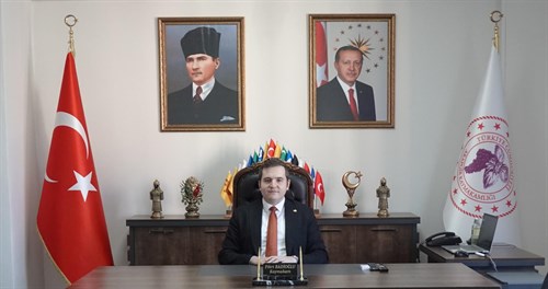 İLÇEMİZ KAYMAKAMI SAYIN FİKRİ BADİOĞLU'NUN 19 MAYIS ATATÜRK'Ü ANMA, GENÇLİK VE SPOR BAYRAMI MESAJI